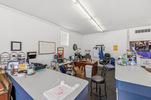 502 W Lexington Avenue, Winchester, KY 40391