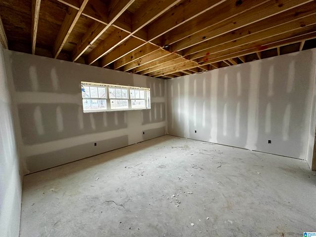 1027 OAK VALLEY DRIVE, Leeds, AL 35094