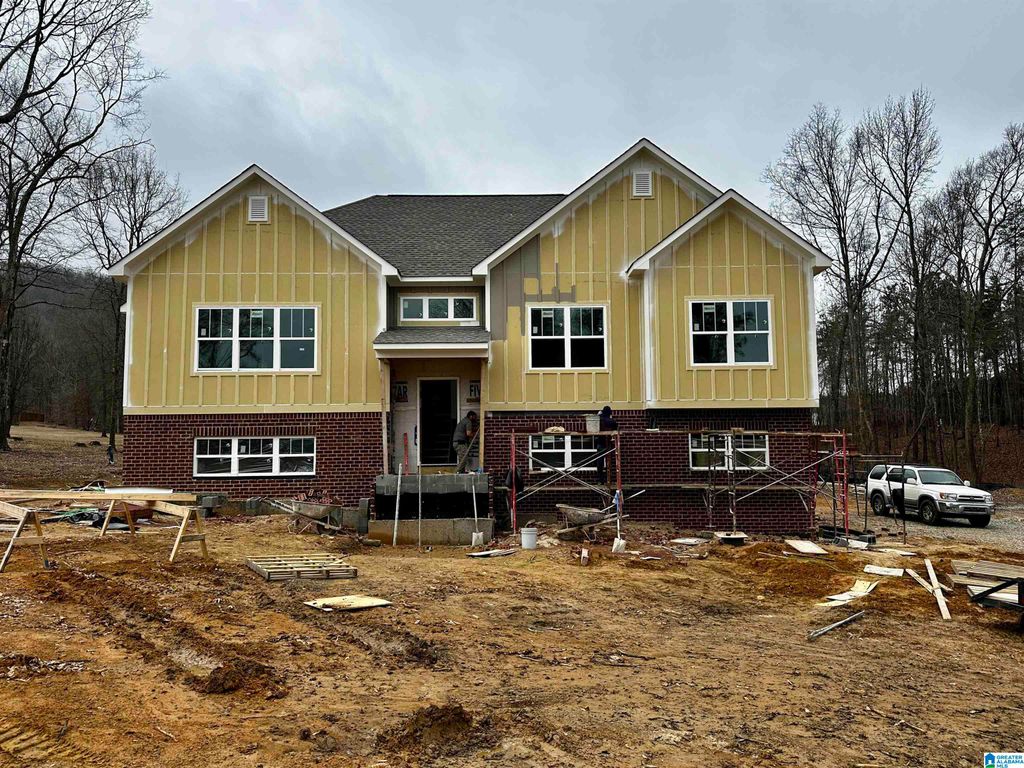 1027 OAK VALLEY DRIVE, Leeds, AL 35094