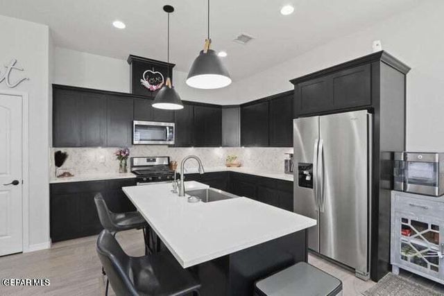 905 COTTAGE Place, El Paso, TX 79928