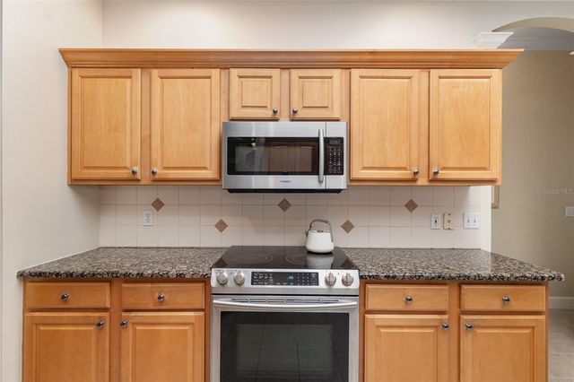 9513 SW 33RD LANE, Gainesville, FL 32608