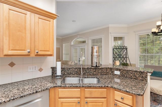 9513 SW 33RD LANE, Gainesville, FL 32608