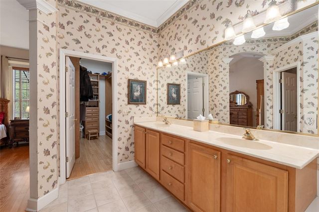 9513 SW 33RD LANE, Gainesville, FL 32608