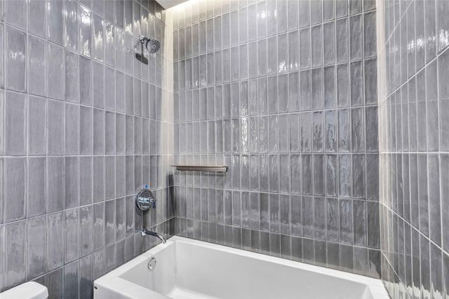 610 Davis ST 2003, Austin, TX 78701