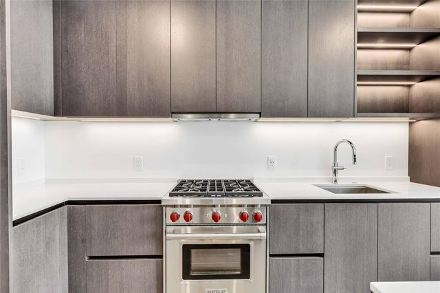 610 Davis ST 2003, Austin, TX 78701