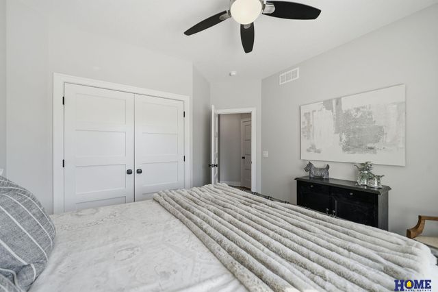 8820 Gold Dust Road, Lincoln, NE 68526