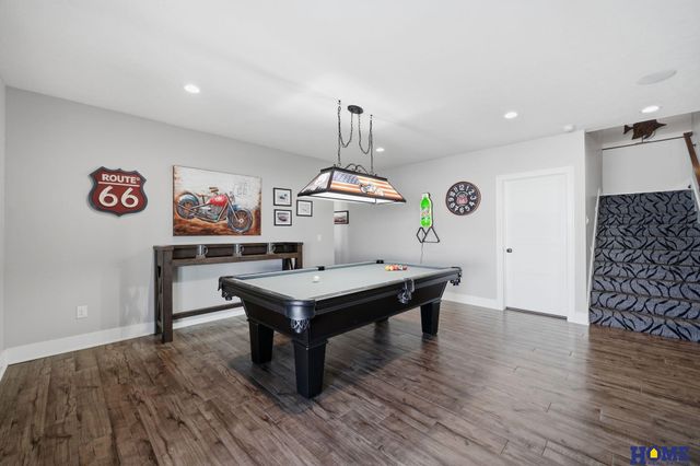 8820 Gold Dust Road, Lincoln, NE 68526