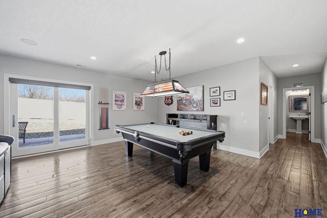 8820 Gold Dust Road, Lincoln, NE 68526