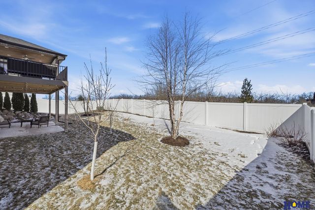 8820 Gold Dust Road, Lincoln, NE 68526