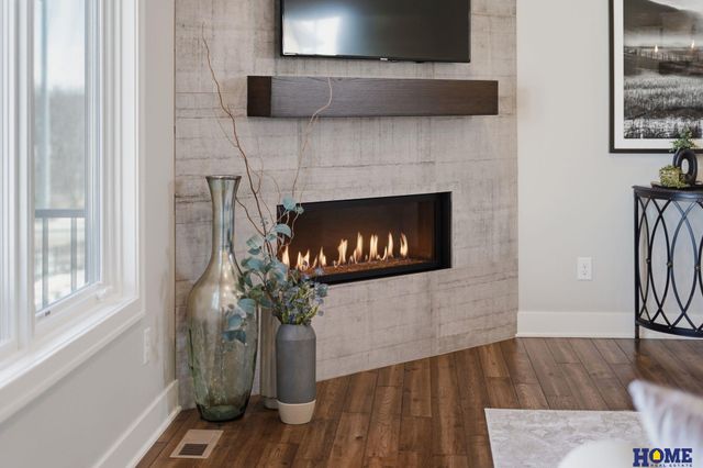 8820 Gold Dust Road, Lincoln, NE 68526