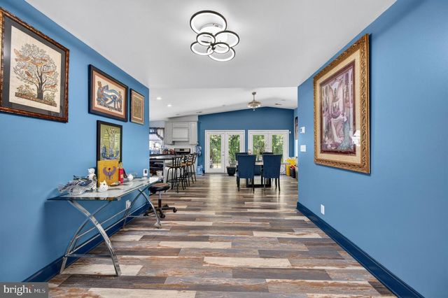 2504 PUTTY HILL AVE, Parkville, MD 21234