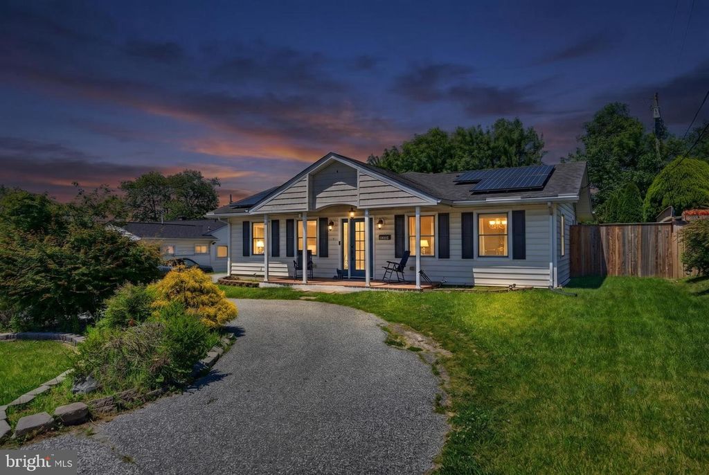 2504 PUTTY HILL AVE, Parkville, MD 21234