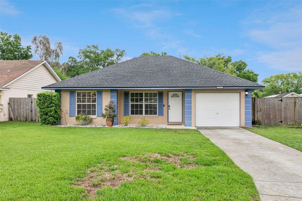 1711 CHARLESTON LANE, St Cloud, FL 34769
