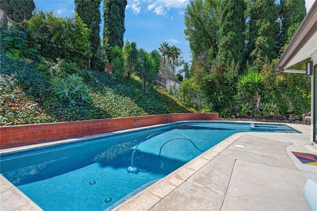 2182 Ranchwood, Riverside, CA 92506