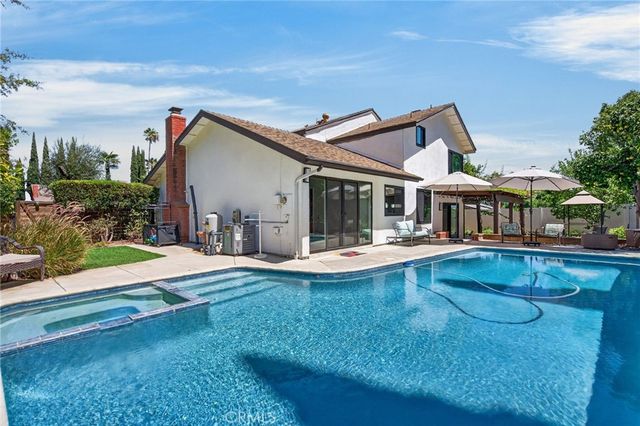 2182 Ranchwood, Riverside, CA 92506