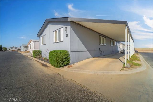1550 20th Street West 76, Rosamond, CA 93560
