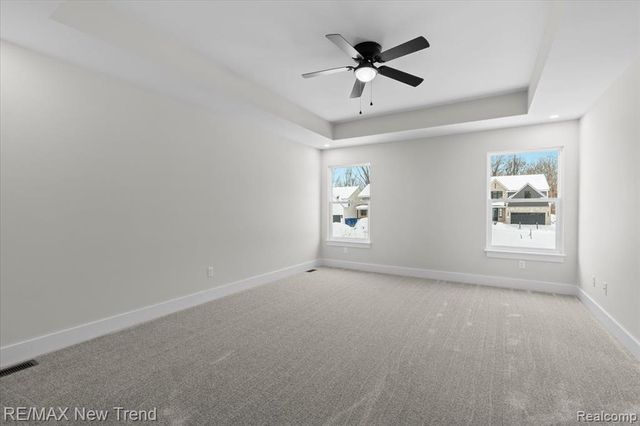 203 Mountain View Lane, Milford, MI 48381