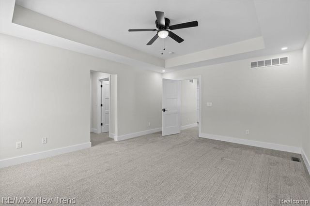 203 Mountain View Lane, Milford, MI 48381