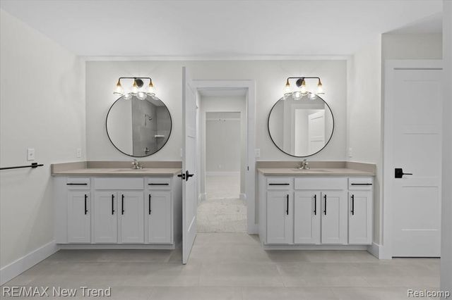 203 Mountain View Lane, Milford, MI 48381