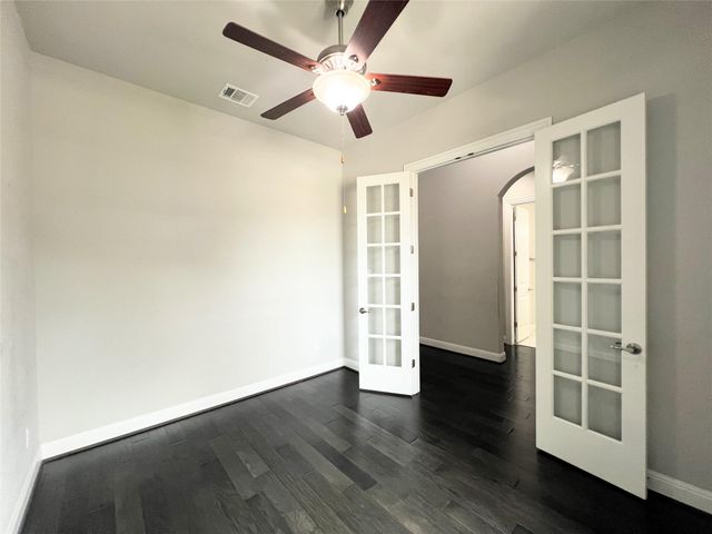 2700 Hudson LN, Leander, TX 78641