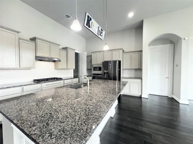 2700 Hudson LN, Leander, TX 78641