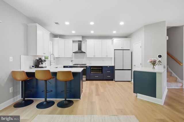 2078 CAPSTONE, Herndon, VA 20170