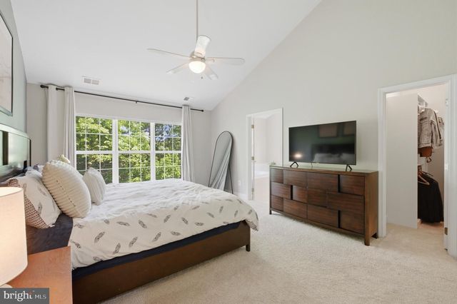 2078 CAPSTONE, Herndon, VA 20170