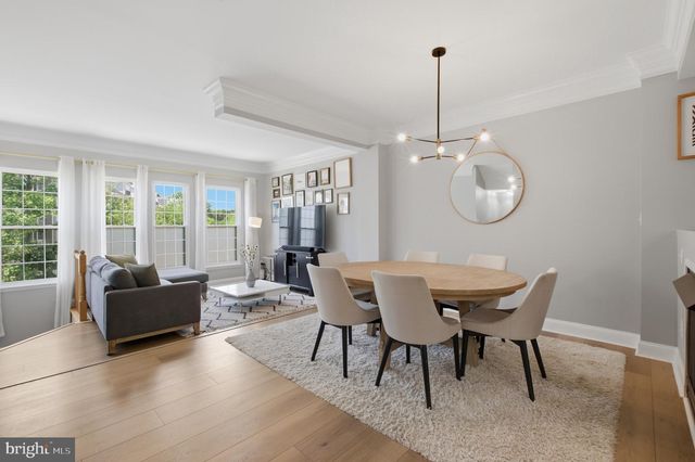 2078 CAPSTONE, Herndon, VA 20170
