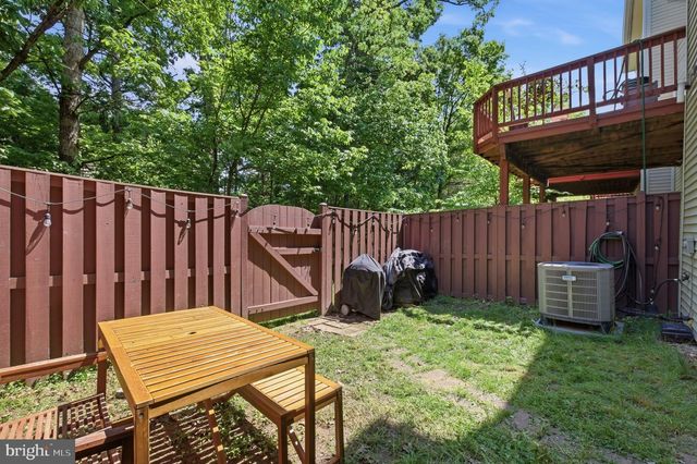 2078 CAPSTONE, Herndon, VA 20170
