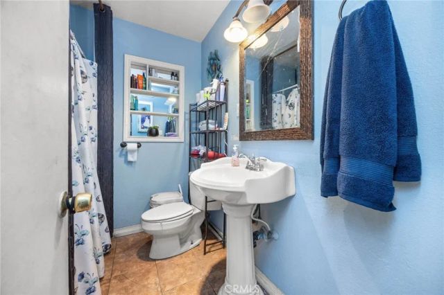 587 W Fernleaf, Pomona, CA 91766