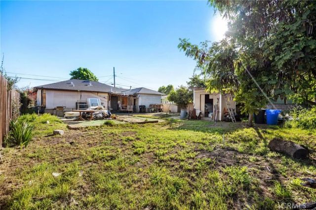 587 W Fernleaf, Pomona, CA 91766