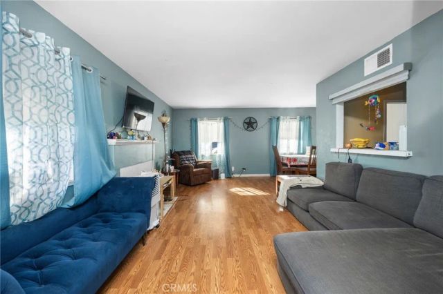 587 W Fernleaf, Pomona, CA 91766