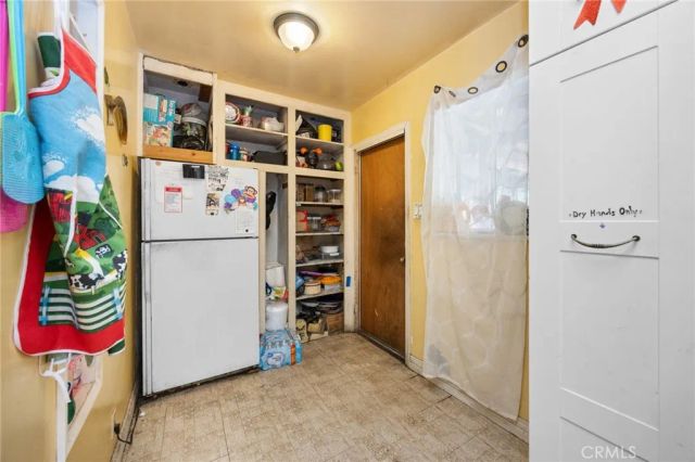 587 W Fernleaf, Pomona, CA 91766