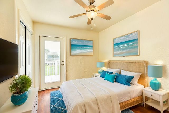 433 Seabean Street, Surfside Beach, TX 77541
