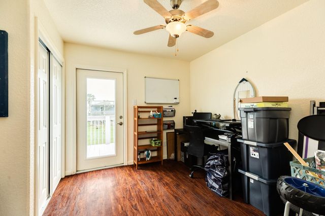 433 Seabean Street, Surfside Beach, TX 77541