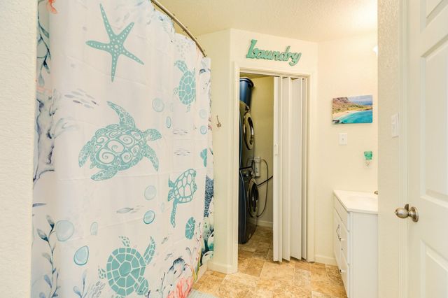 433 Seabean Street, Surfside Beach, TX 77541