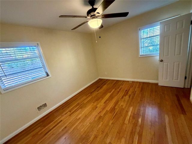 1648 Hammond Woods SW Circle, Marietta, GA 30008