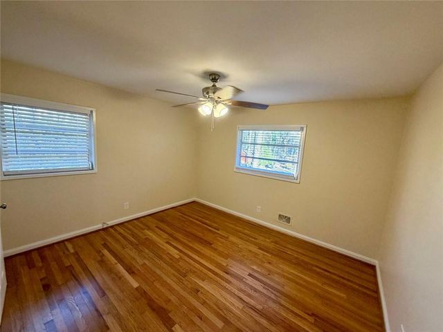 1648 Hammond Woods SW Circle, Marietta, GA 30008