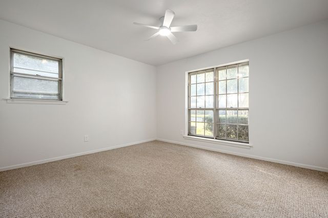 6305 Whitman Avenue, Fort Worth, TX 76133