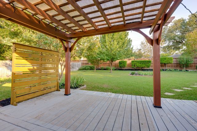 6305 Whitman Avenue, Fort Worth, TX 76133
