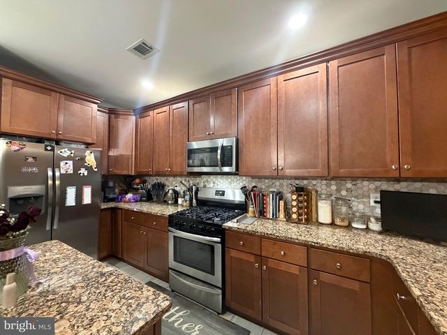 1120 MUNYON DR, Glassboro, NJ 08028