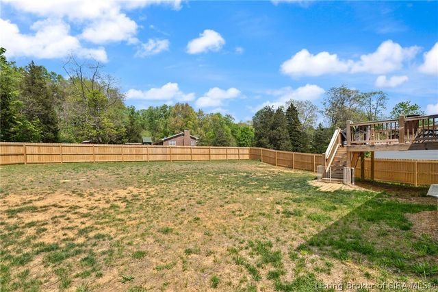 8008 Hudson Lane, Georgetown, IN 47122