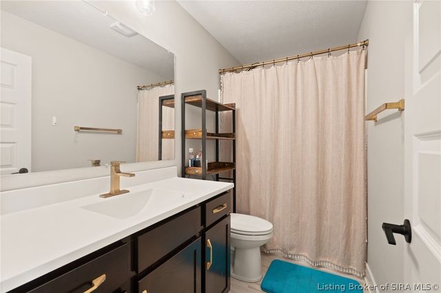 8008 Hudson Lane, Georgetown, IN 47122