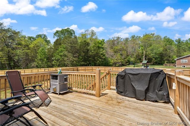 8008 Hudson Lane, Georgetown, IN 47122
