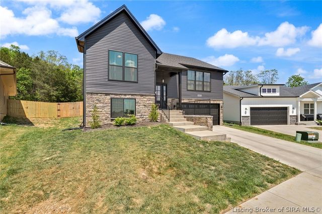 8008 Hudson Lane, Georgetown, IN 47122