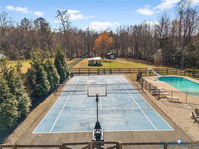 9310 Beaver Bridge Rd, Moseley, VA 23120