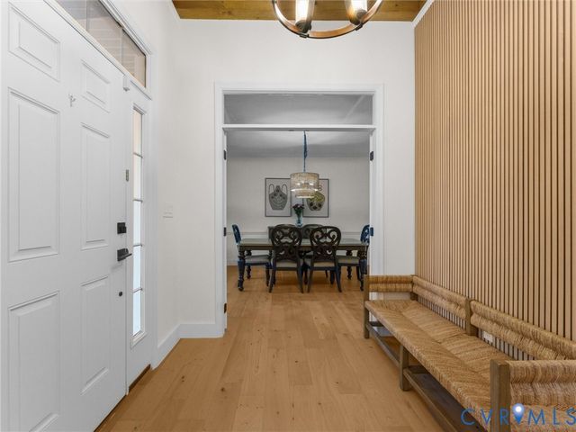 9310 Beaver Bridge Rd, Moseley, VA 23120