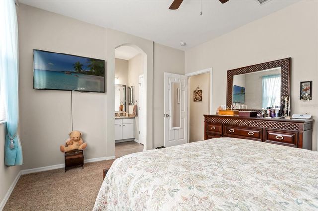 8103 STONE LEAF LANE, Tampa, FL 33647