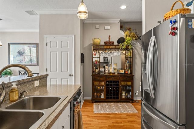 8103 STONE LEAF LANE, Tampa, FL 33647