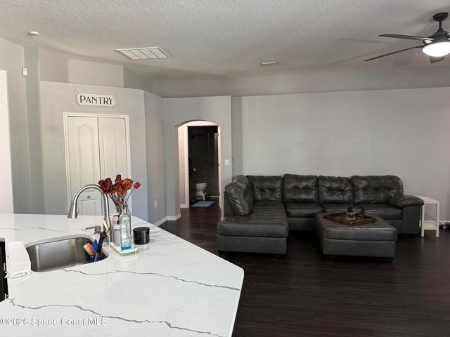 110 Ridgemont Circle SE, Palm Bay, FL 32909